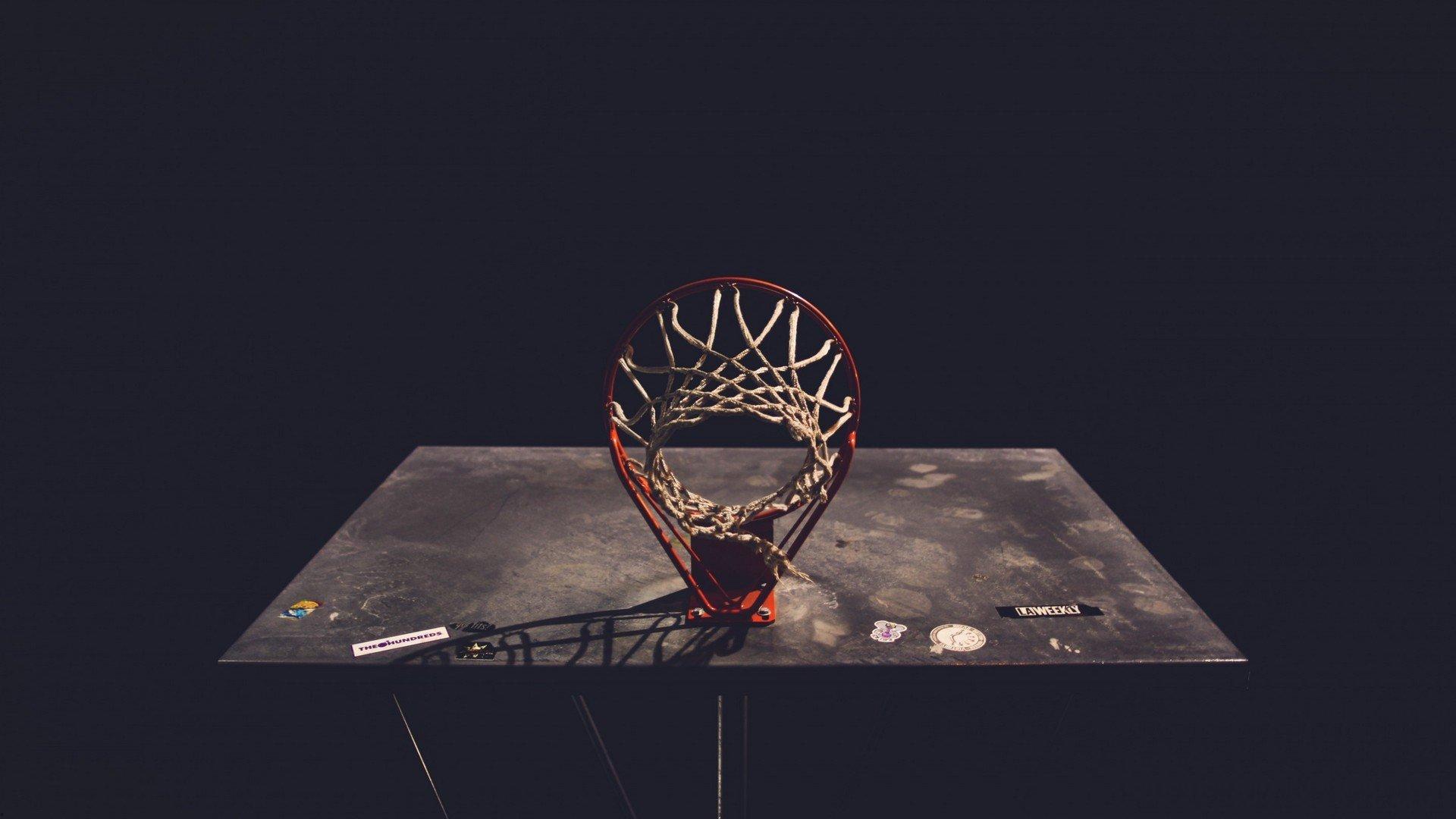 拜仁开季豪取13连胜,追平米兰尘封纪录,德甲巨人剑指历史